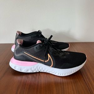 Women’s Nike Renew Run ‘Orange Pulse’ tennis’s shoe size 10